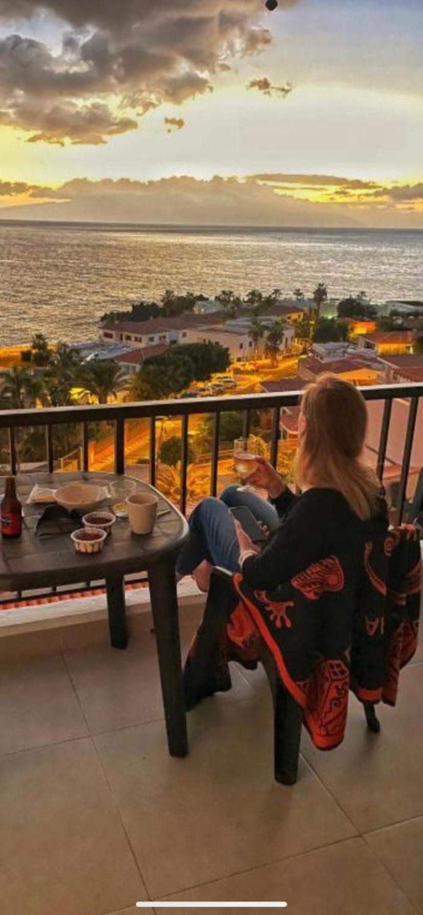 Sunset Seaview La Arena Apartment ปัวร์โตเดซานตีอาโก ภายนอก รูปภาพ